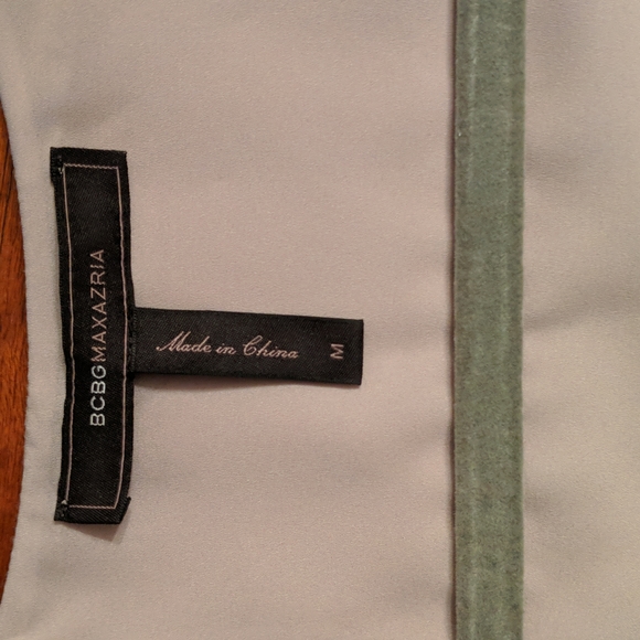 BCBGMAXAZRIA Faux-Suede Sleeveless Asymmetrical Soft Top - Picture 6 of 7